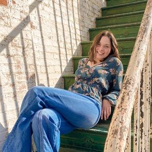 Meet your Posher, Emma